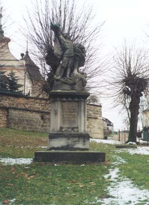 Nepøívìc – pomník obìtem 1. sv. války (018)